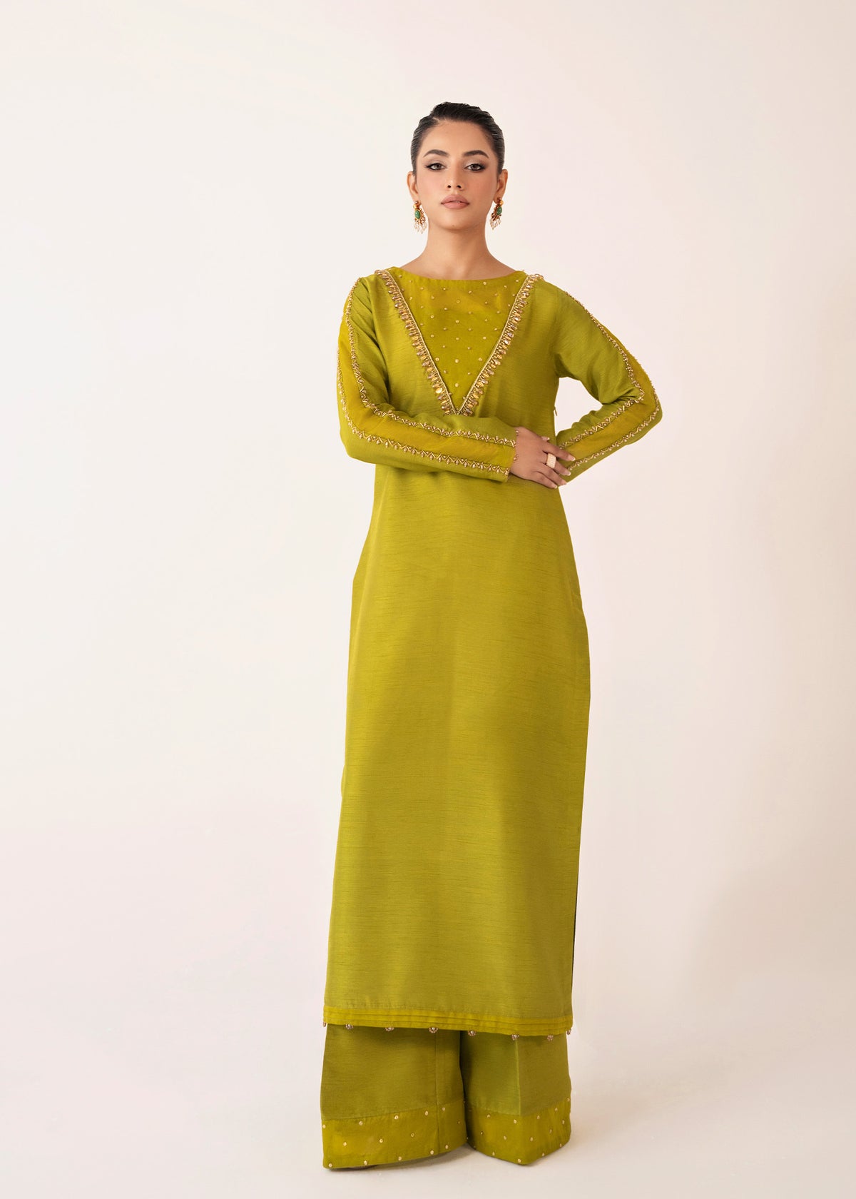 Vesper - Dastoor Collection