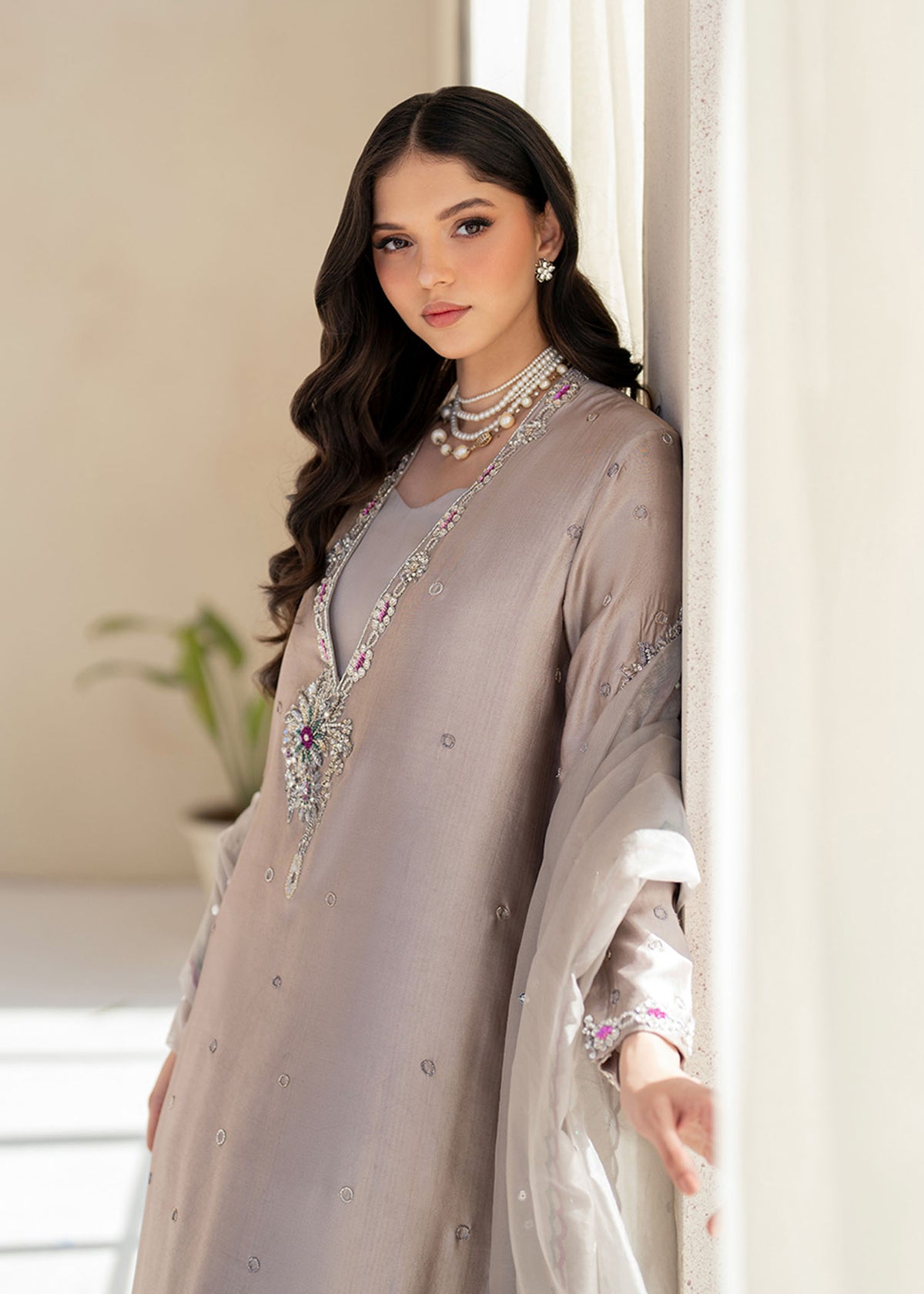 Eris - Dastoor Collection