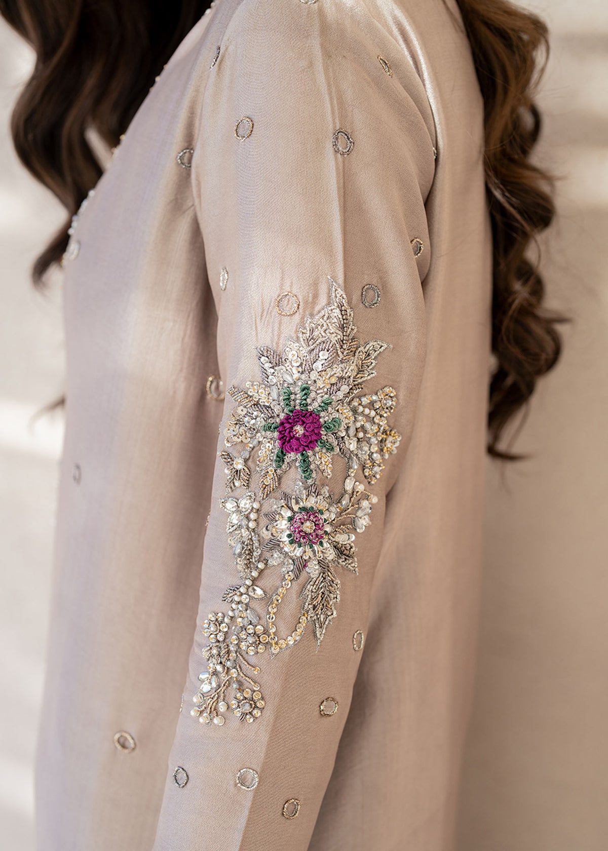 Eris - Dastoor Collection